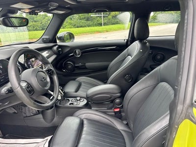 2023 MINI John Cooper Works Base