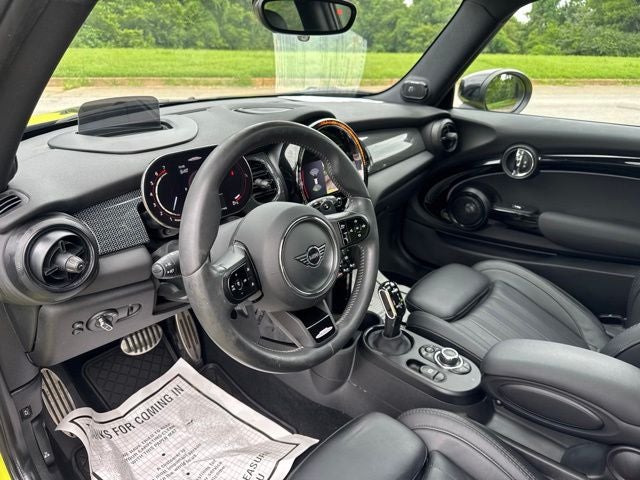 2023 MINI John Cooper Works Base