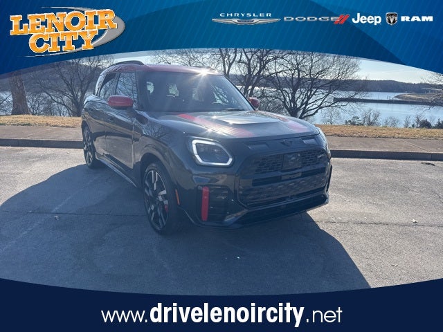 2025 MINI John Cooper Works Countryman Iconic