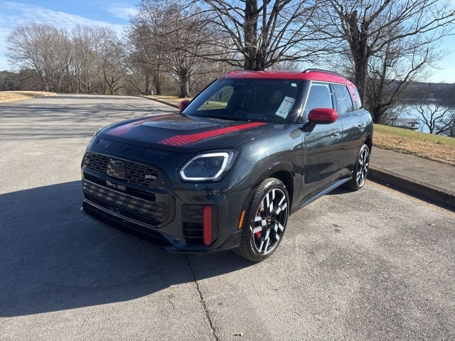2025 MINI John Cooper Works Countryman Iconic