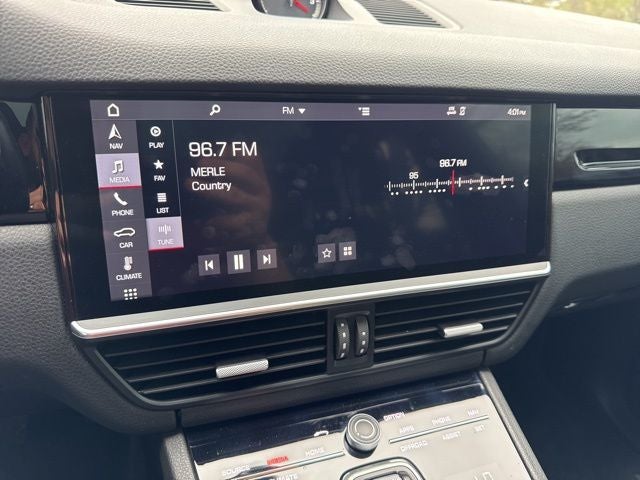 2019 Porsche Cayenne Base