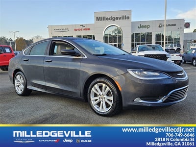 2017 Chrysler 200 Limited