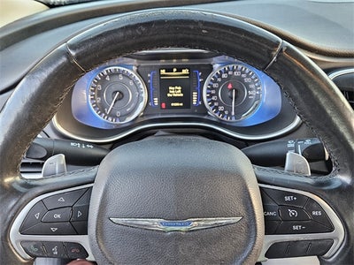 2017 Chrysler 200 Limited