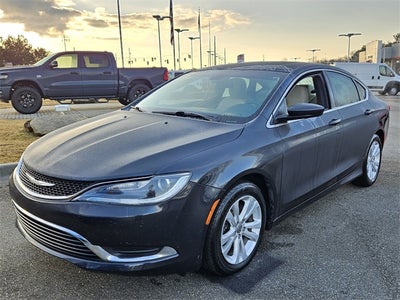 2017 Chrysler 200 Limited