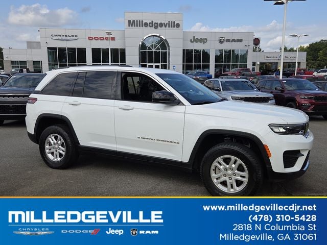 2023 Jeep Grand Cherokee Laredo