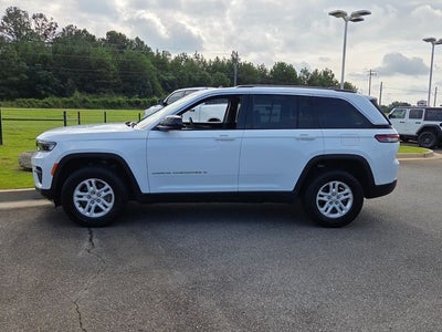 2023 Jeep Grand Cherokee Laredo