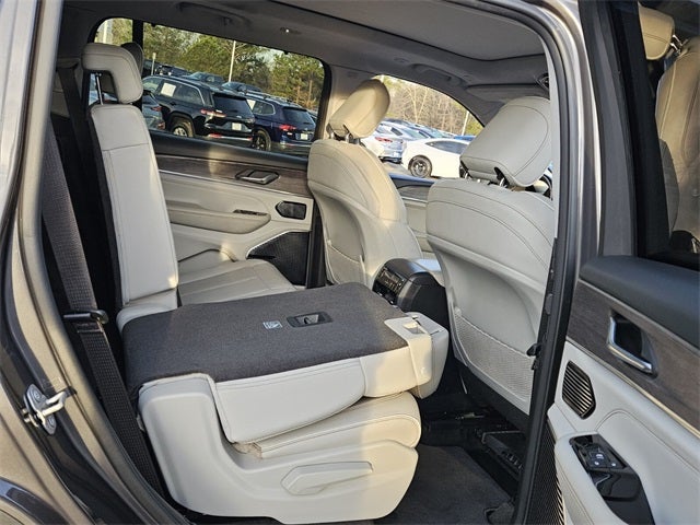 2022 Jeep Grand Cherokee L Overland