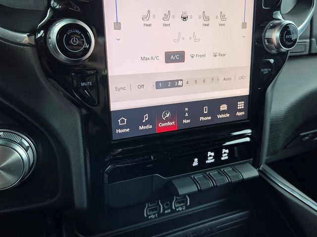 2025 RAM 1500 Laramie