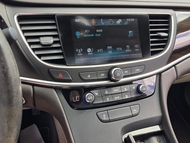 2017 Buick LaCrosse Essence