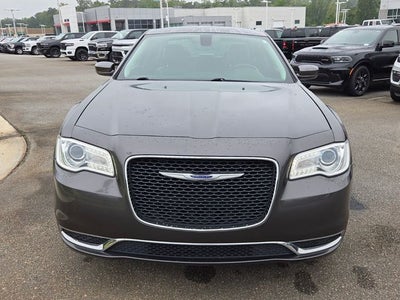 2019 Chrysler 300 Touring