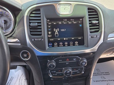 2020 Chrysler 300 Touring