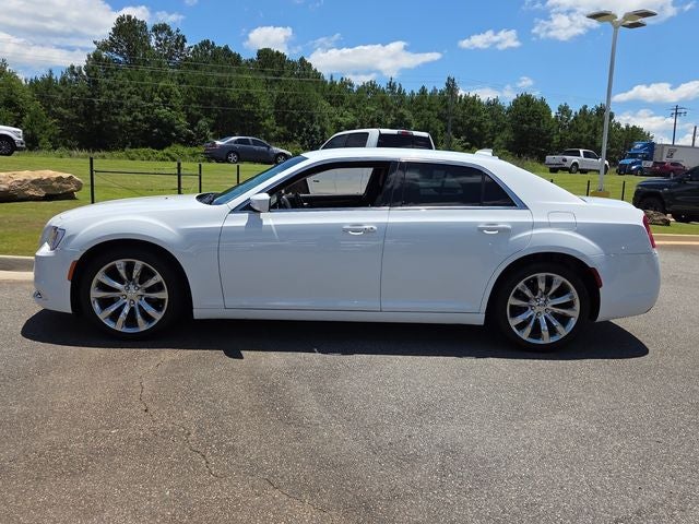 2020 Chrysler 300 Touring