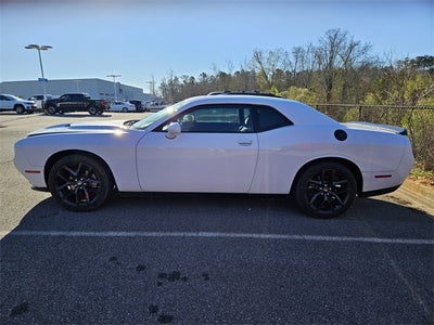 2022 Dodge Challenger SXT