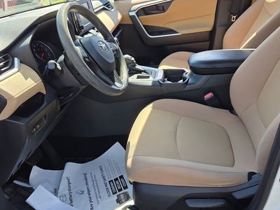 2021 Toyota RAV4 LE