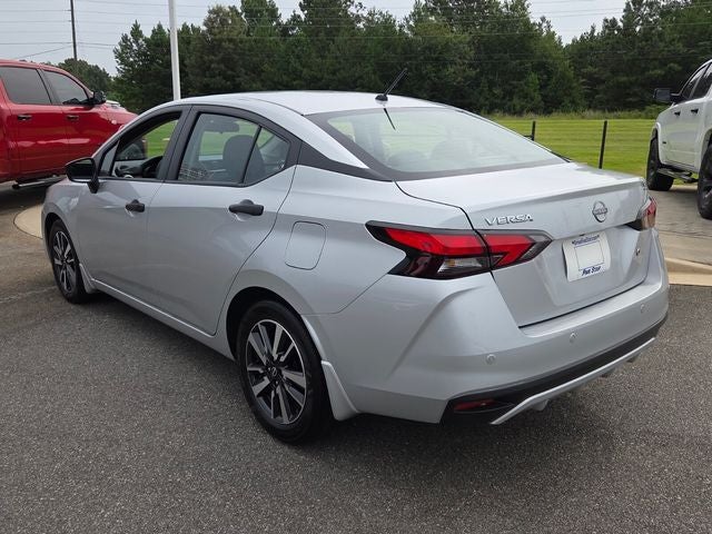 2024 Nissan Versa 1.6 S