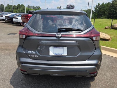 2025 Nissan Kicks Play S