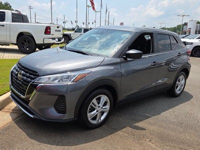 2025 Nissan Kicks Play S