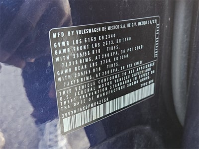 2023 Volkswagen Tiguan 2.0T SE