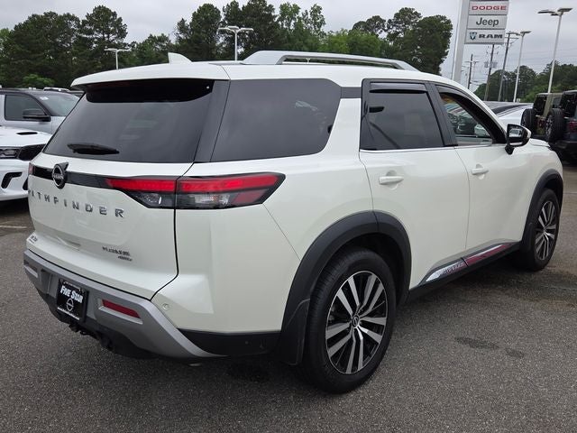 2024 Nissan Pathfinder Platinum