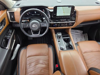 2024 Nissan Pathfinder Platinum