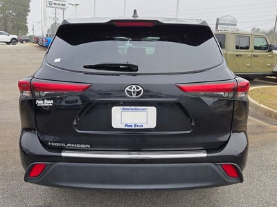 2023 Toyota Highlander L