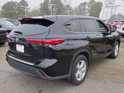 2023 Toyota Highlander L