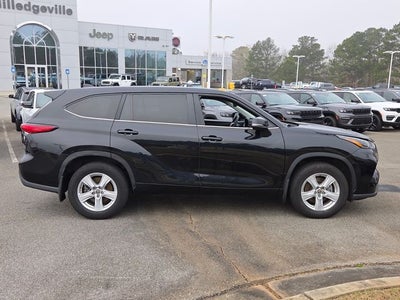 2023 Toyota Highlander L