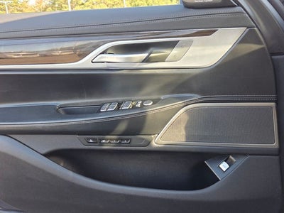 2020 BMW 7 Series 740i