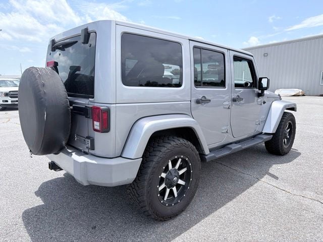 2016 Jeep Wrangler Unlimited Sahara