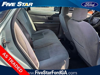 2005 Ford Taurus SE