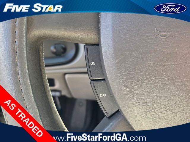 2005 Ford Taurus SE