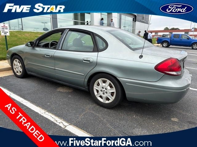 2005 Ford Taurus SE