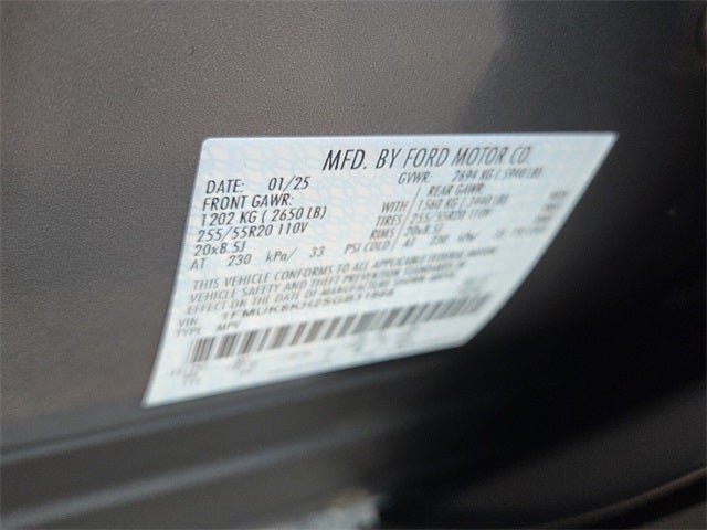 2025 Ford Explorer ST-Line