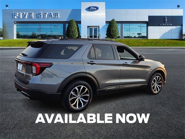 2025 Ford Explorer ST-Line