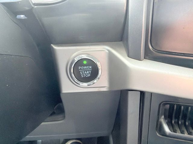 2023 Ford F-150 Lightning Pro