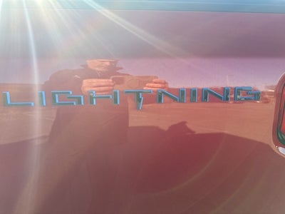 2023 Ford F-150 Lightning Lariat