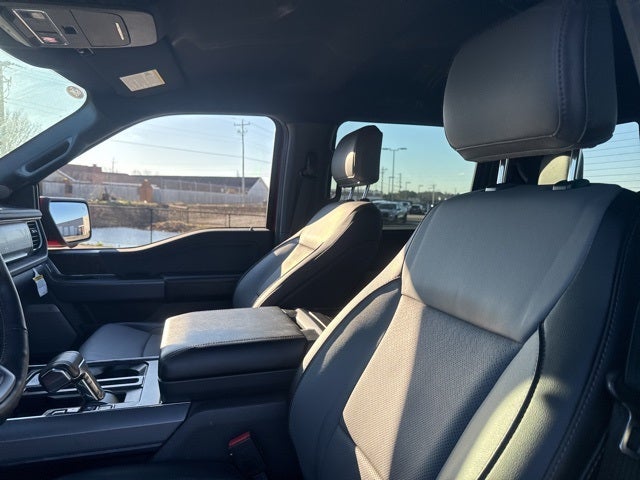 2023 Ford F-150 Lightning Lariat