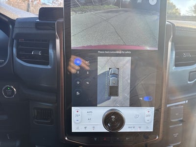 2023 Ford F-150 Lightning Lariat