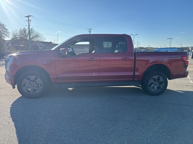 2023 Ford F-150 Lightning Lariat