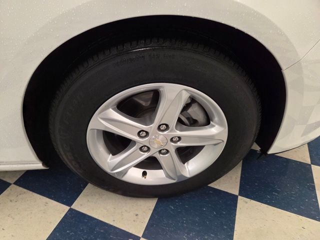 2022 Chevrolet Malibu LS 1LS