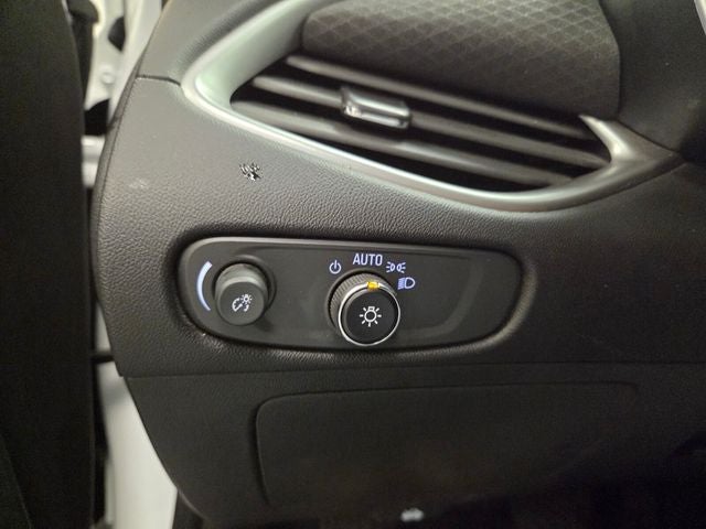 2022 Chevrolet Malibu LS 1LS