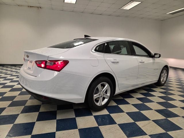 2022 Chevrolet Malibu LS 1LS