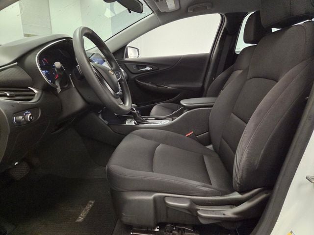 2022 Chevrolet Malibu LS 1LS