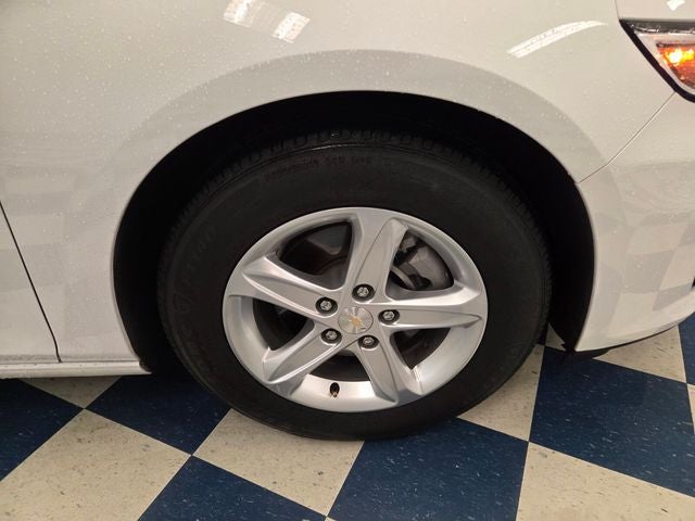 2022 Chevrolet Malibu LS 1LS