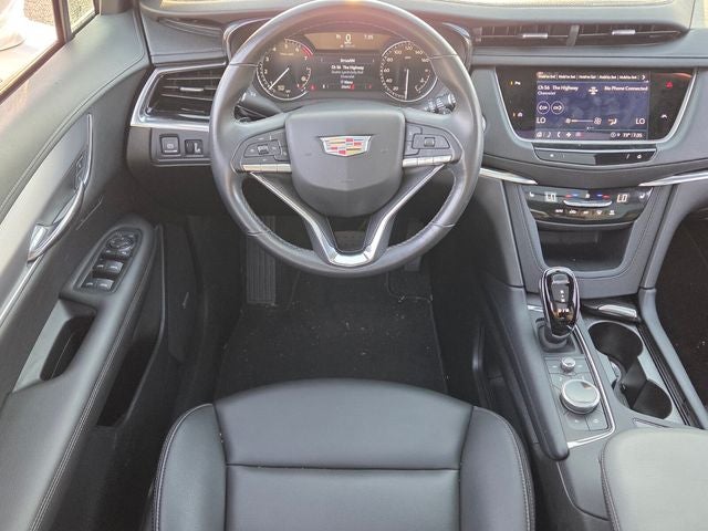 2024 Cadillac XT6 Luxury