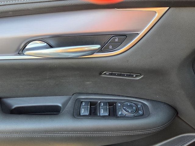 2024 Cadillac XT6 Luxury