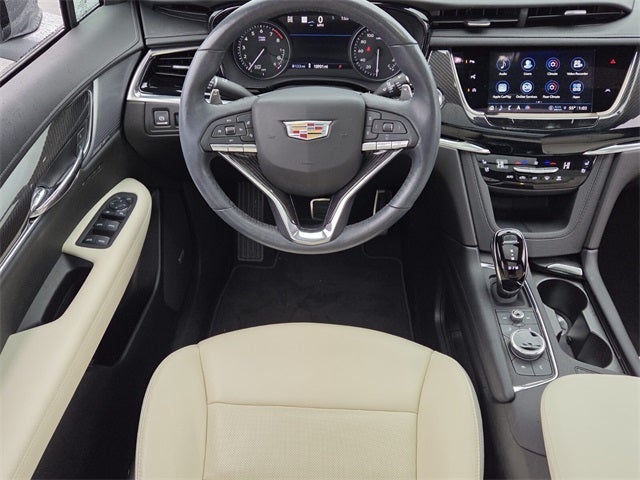 2025 Cadillac XT6 Sport