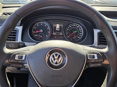 2020 Volkswagen Atlas 2.0T SE w/Technology w/Technology