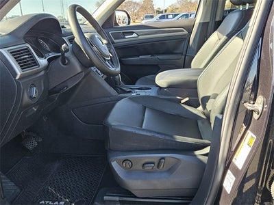 2020 Volkswagen Atlas 2.0T SE w/Technology w/Technology