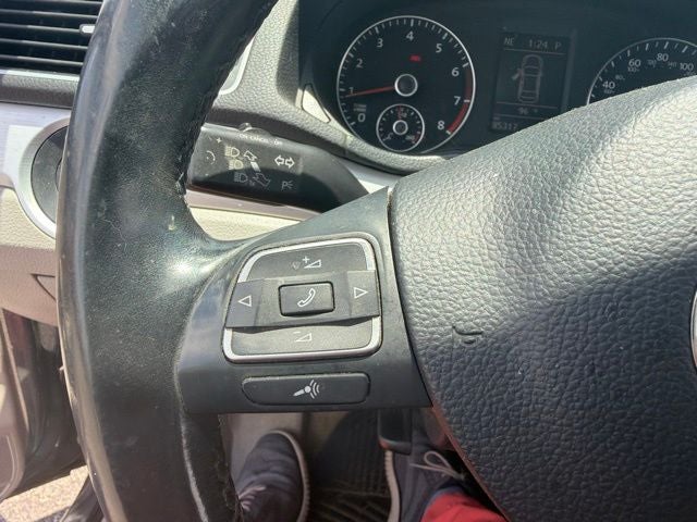 2013 Volkswagen Passat 2.5 SE